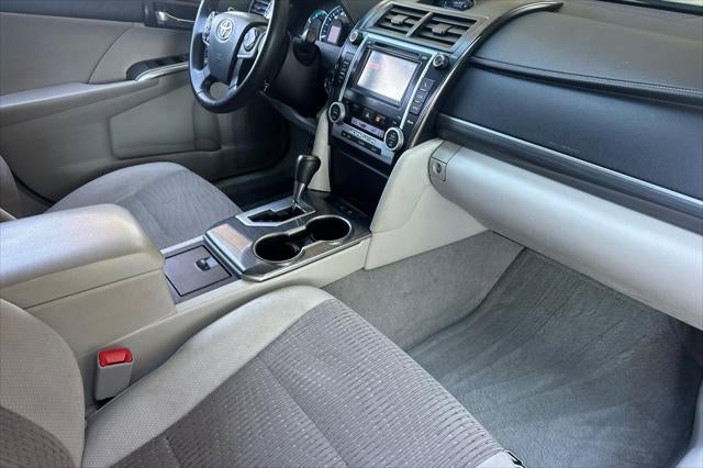 2014 Toyota Camry Hybrid XLE