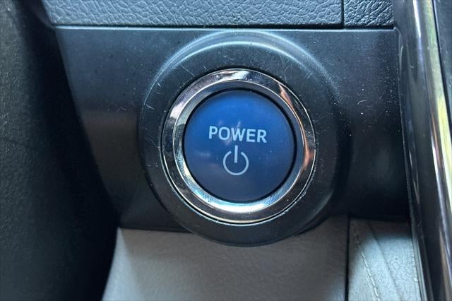 2014 Toyota Camry Hybrid XLE