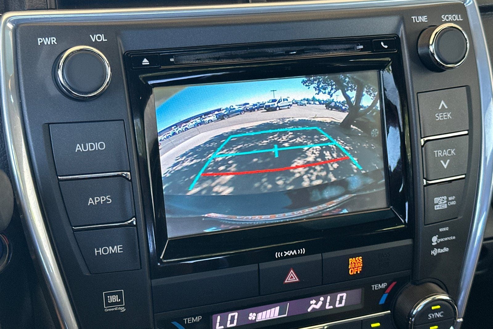 2017 Toyota Camry Hybrid XLE