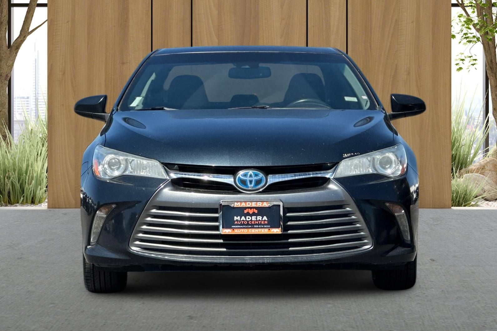 2017 Toyota Camry Hybrid XLE