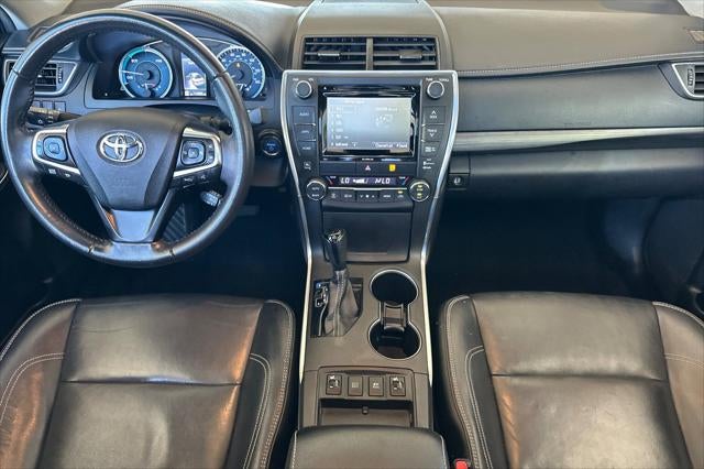 2017 Toyota Camry Hybrid XLE
