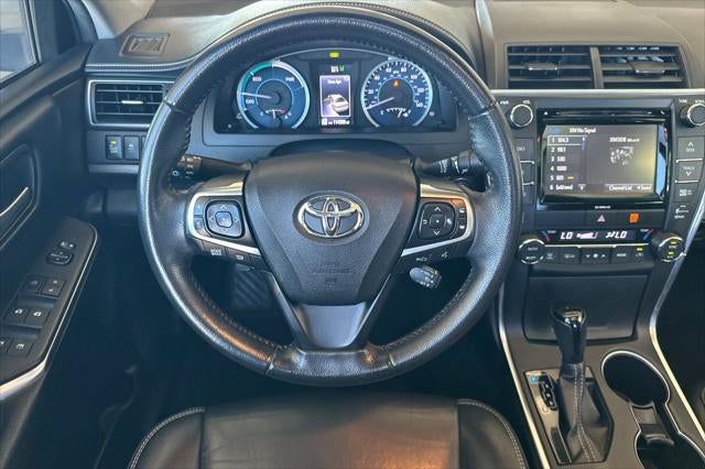 2017 Toyota Camry Hybrid XLE