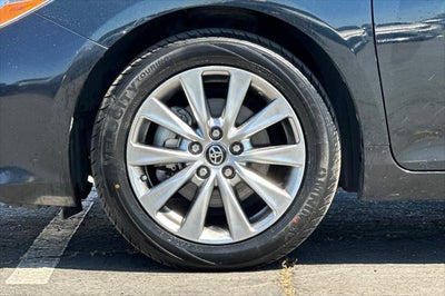 2017 Toyota Camry Hybrid XLE