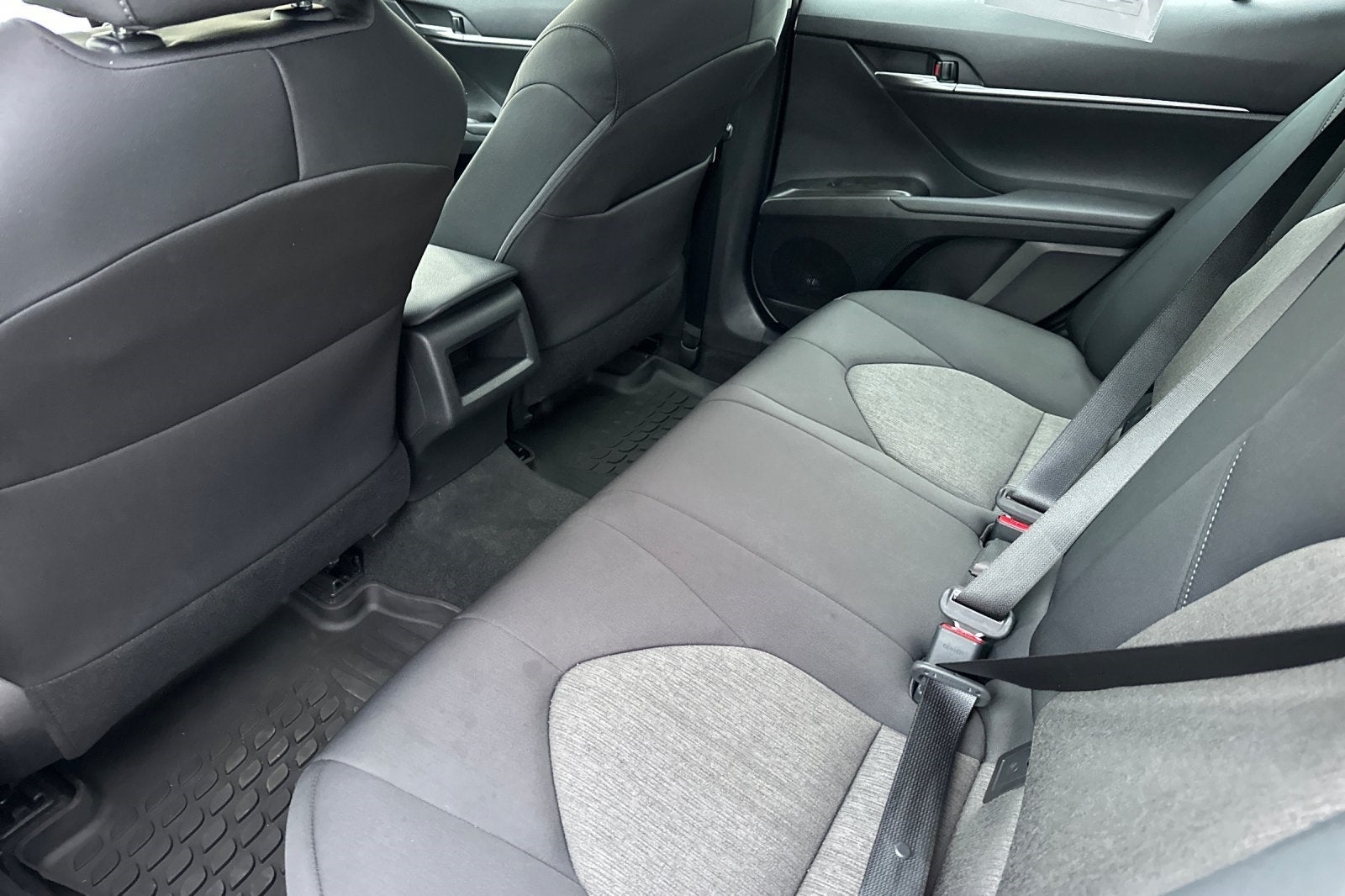 2021 Toyota Camry Hybrid LE