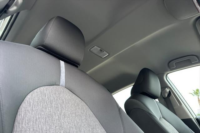 2021 Toyota Camry Hybrid LE