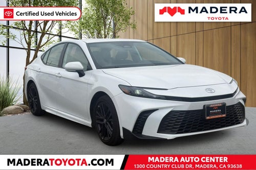2025 Toyota Camry SE