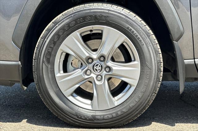 2024 Toyota RAV4 Hybrid LE