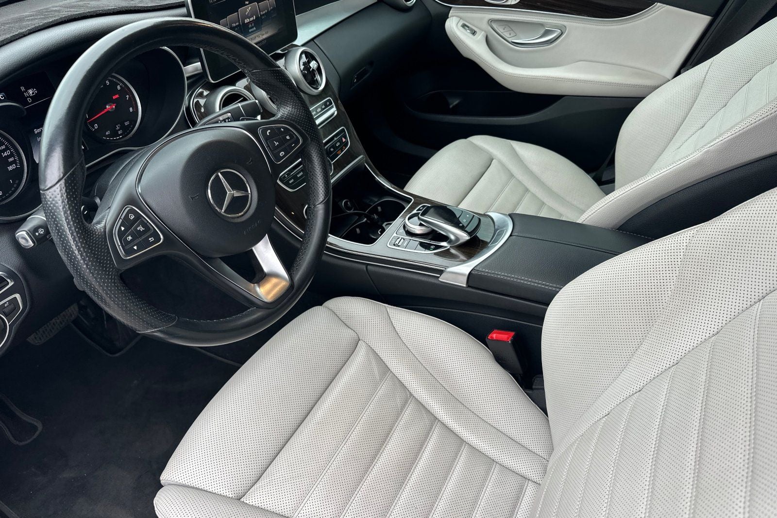 2015 Mercedes-Benz C-Class C 300