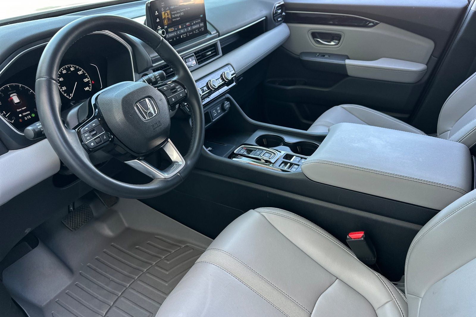 2023 Honda Pilot EX-L 8 Passenger
