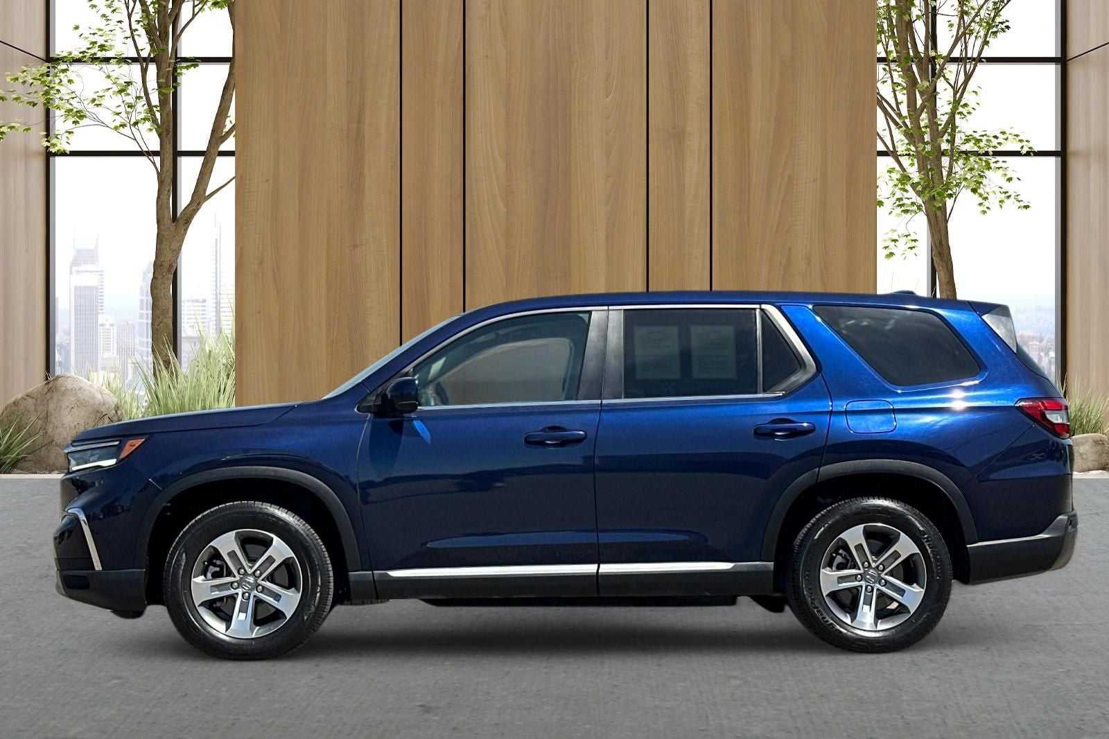 2023 Honda Pilot EX-L 8 Passenger