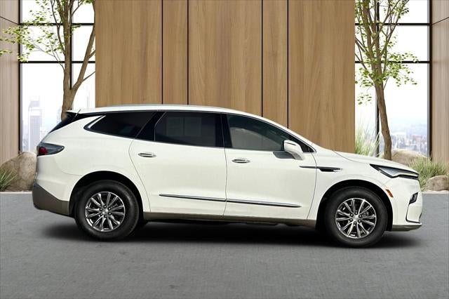 2022 Buick Enclave Essence