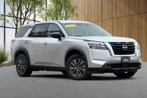 2023 Nissan Pathfinder S
