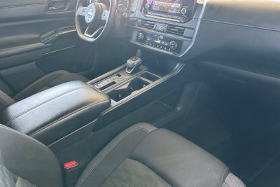 2023 Nissan Pathfinder S