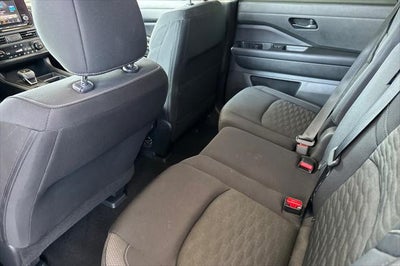 2023 Nissan Pathfinder S