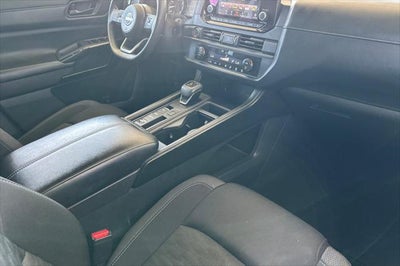 2023 Nissan Pathfinder S