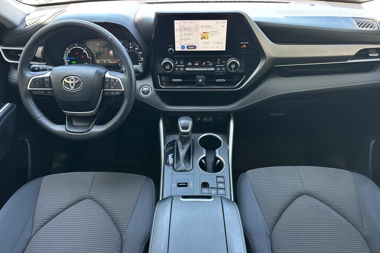 2024 Toyota Highlander Hybrid LE