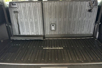 2024 Toyota Highlander Hybrid LE