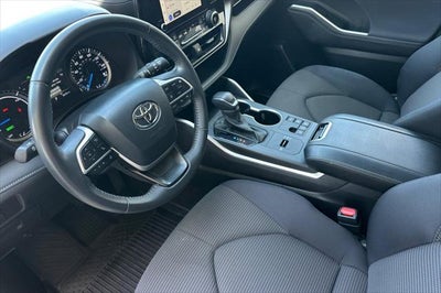 2024 Toyota Highlander Hybrid LE