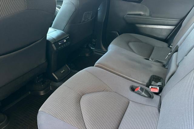 2024 Toyota Highlander Hybrid LE