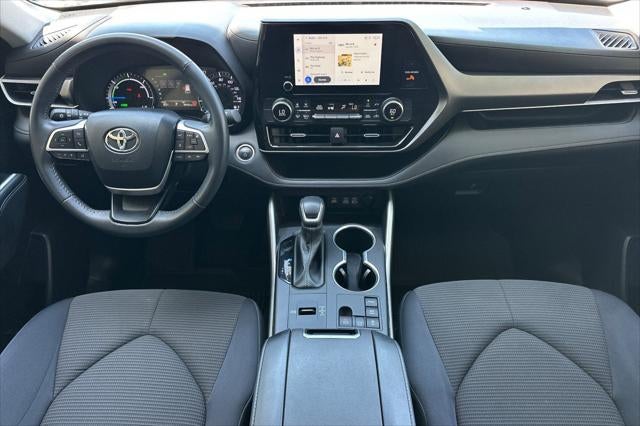 2024 Toyota Highlander Hybrid LE