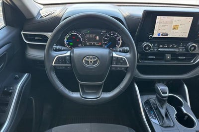 2024 Toyota Highlander Hybrid LE