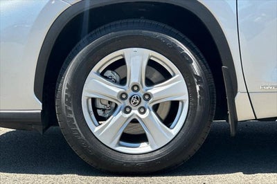 2024 Toyota Highlander Hybrid LE
