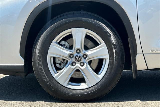 2024 Toyota Highlander Hybrid LE