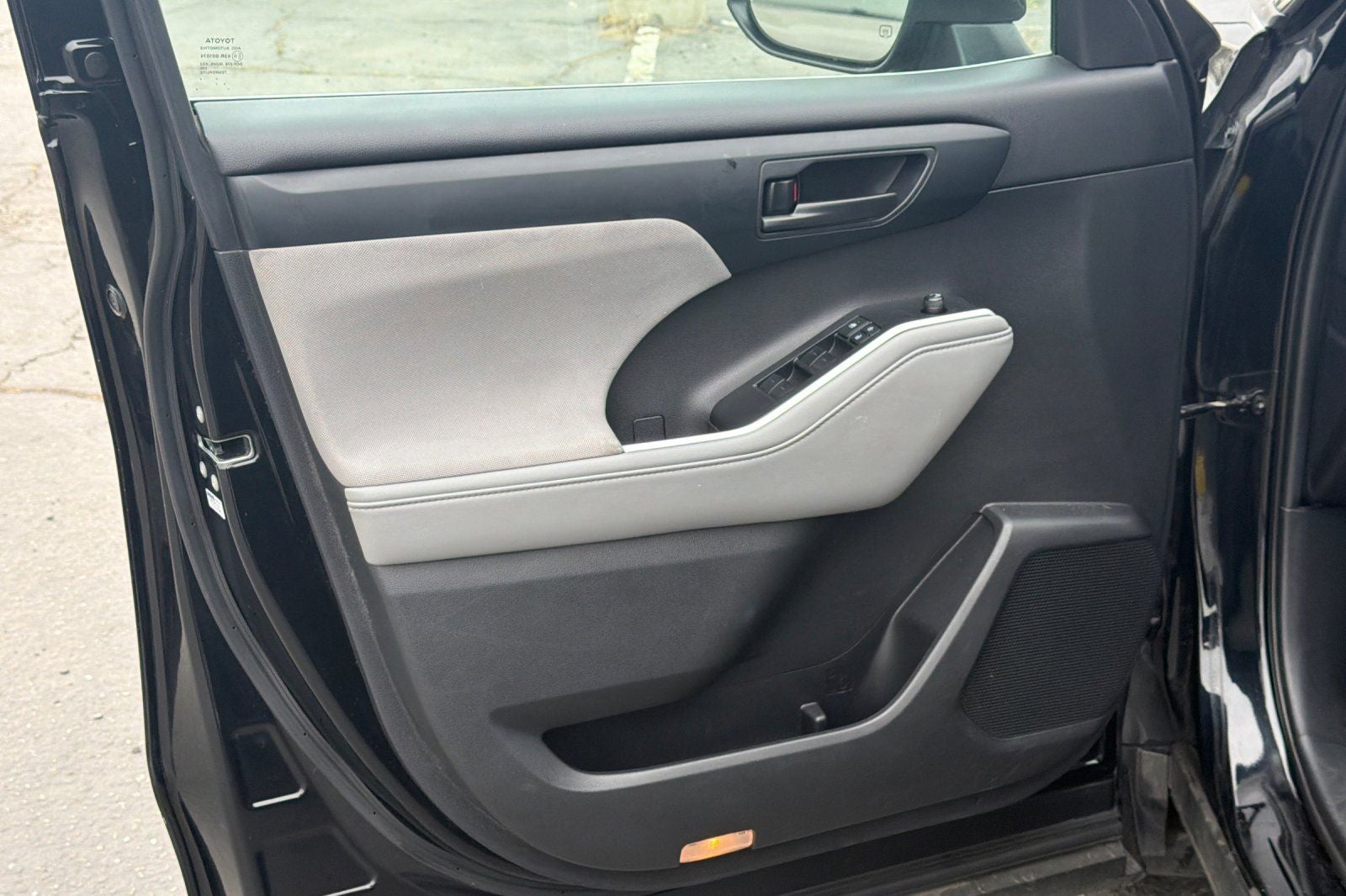 2020 Toyota Highlander L