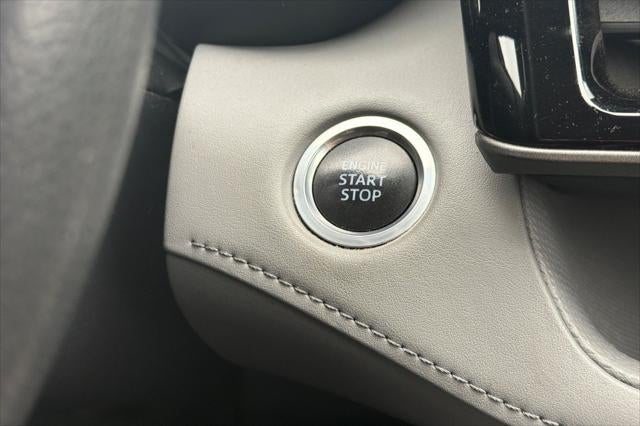 2020 Toyota Highlander L