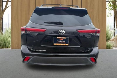 2020 Toyota Highlander L