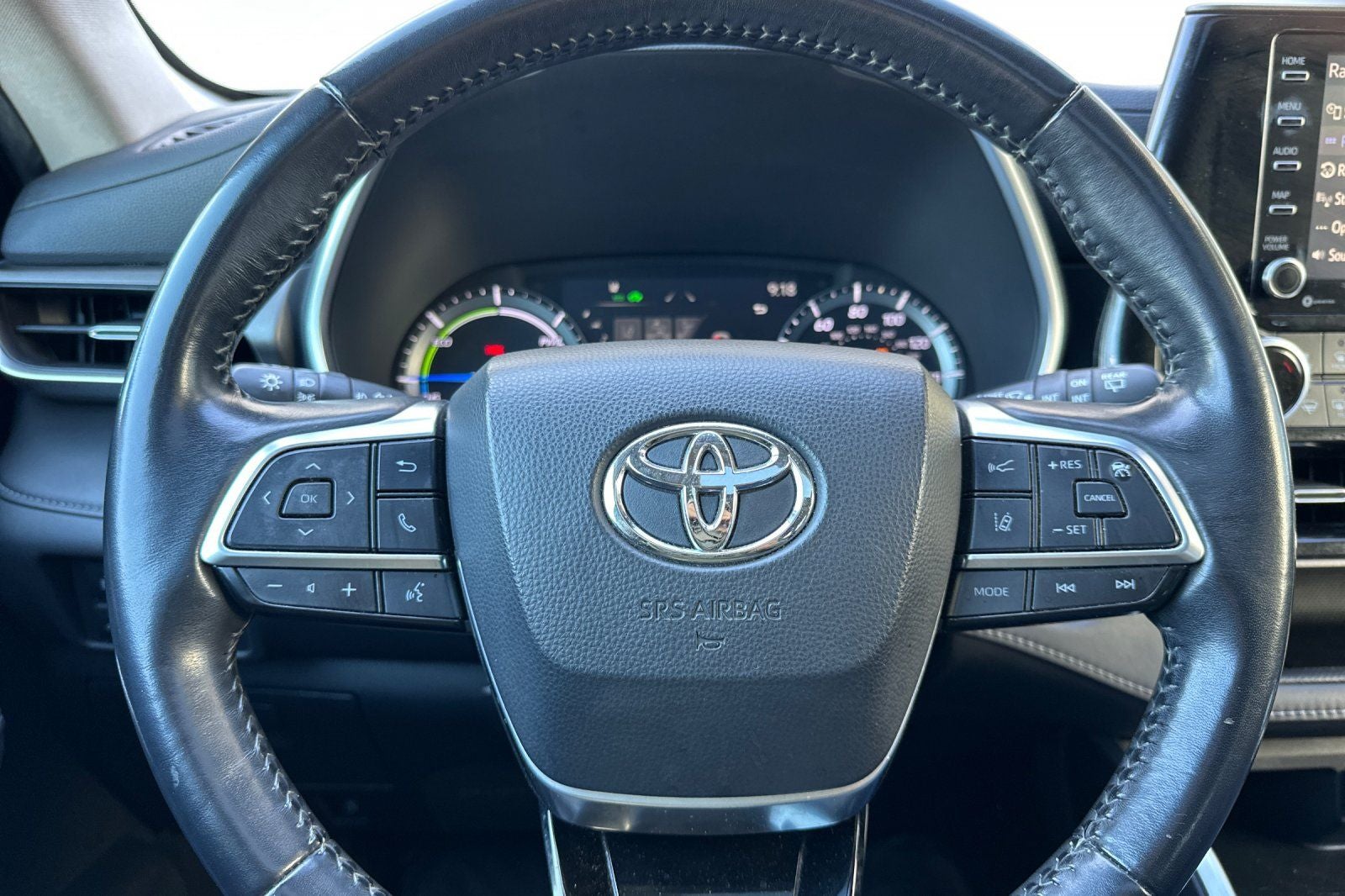 2020 Toyota Highlander Hybrid XLE