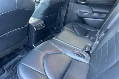 2020 Toyota Highlander Hybrid XLE