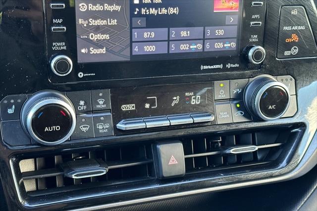 2020 Toyota Highlander Hybrid XLE