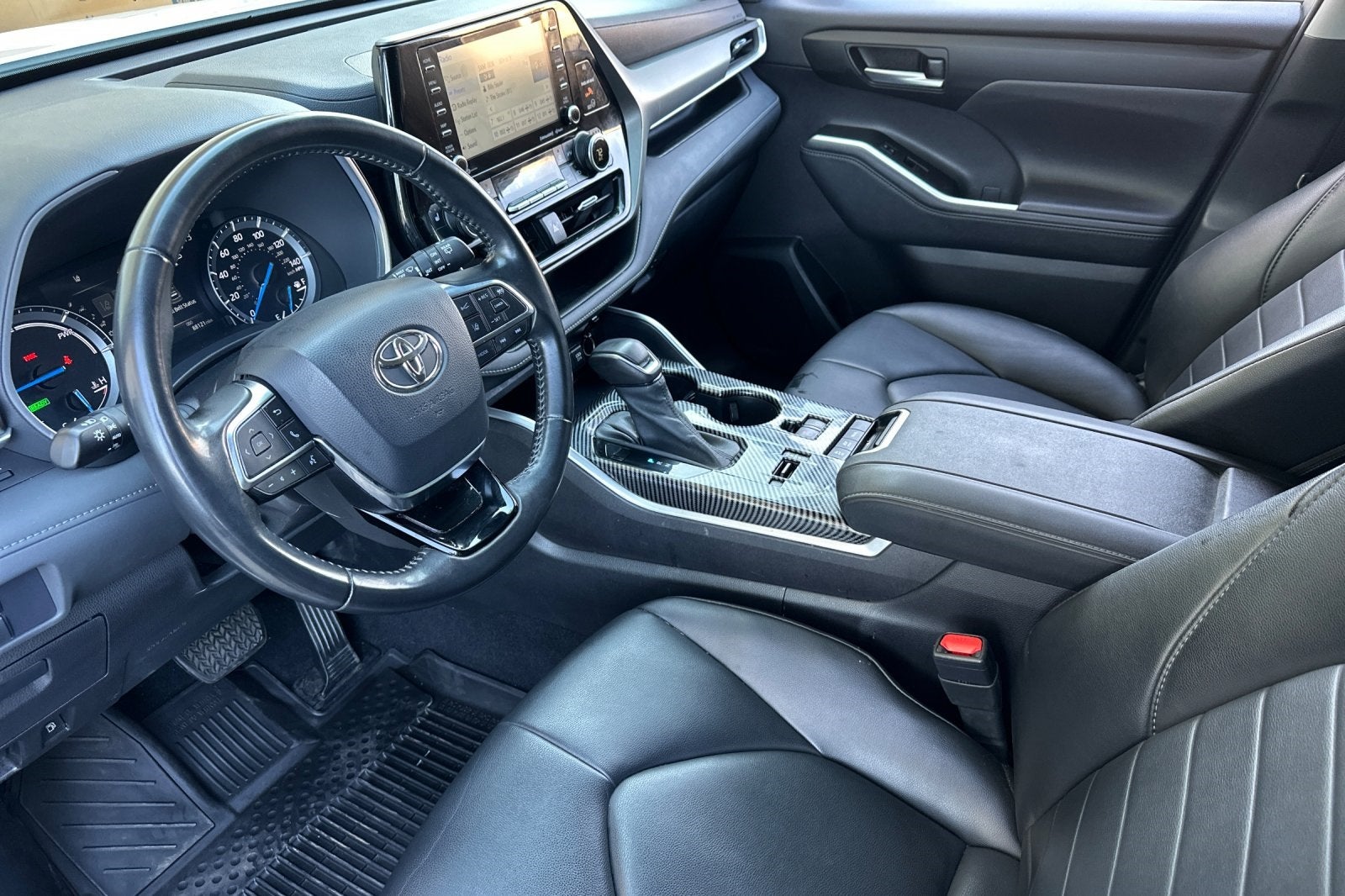 2021 Toyota Highlander Hybrid XLE