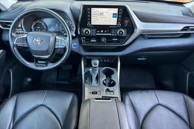 2021 Toyota Highlander Hybrid XLE