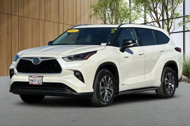 2021 Toyota Highlander Hybrid XLE