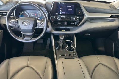 2023 Toyota Highlander Hybrid XLE