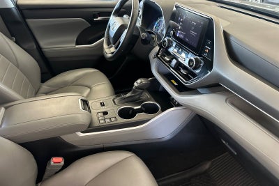 2023 Toyota Highlander Hybrid XLE