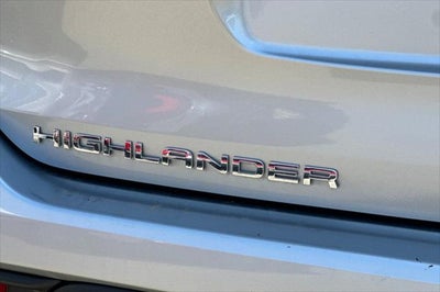 2024 Toyota Highlander LE