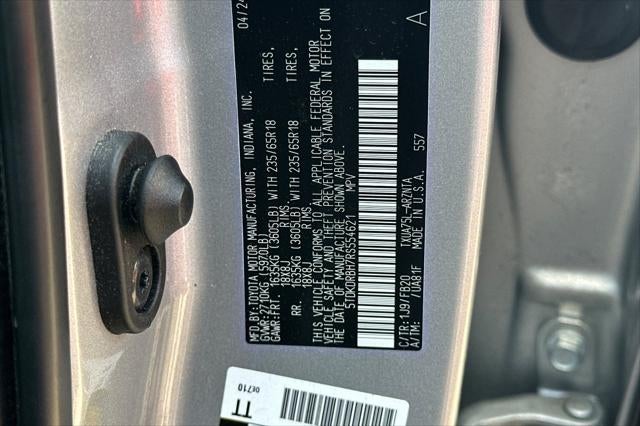 2024 Toyota Highlander LE