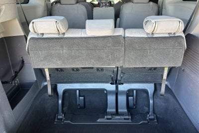 2022 Toyota Sienna LE 8 Passenger