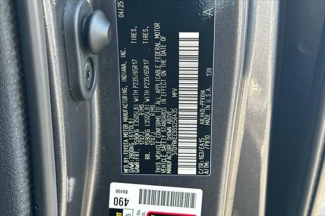 2025 Toyota Sienna XLE