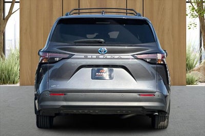 2025 Toyota Sienna XLE