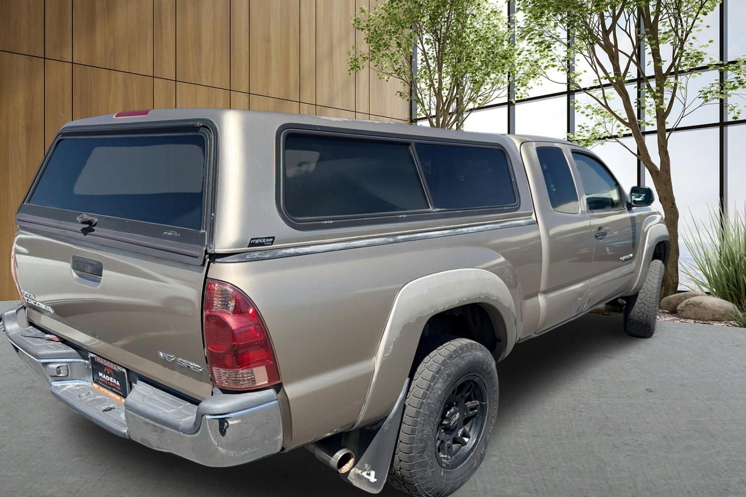 2005 Toyota Tacoma Base V6