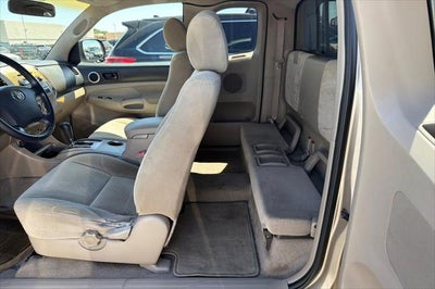 2005 Toyota Tacoma Base V6