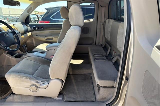 2005 Toyota Tacoma Base V6