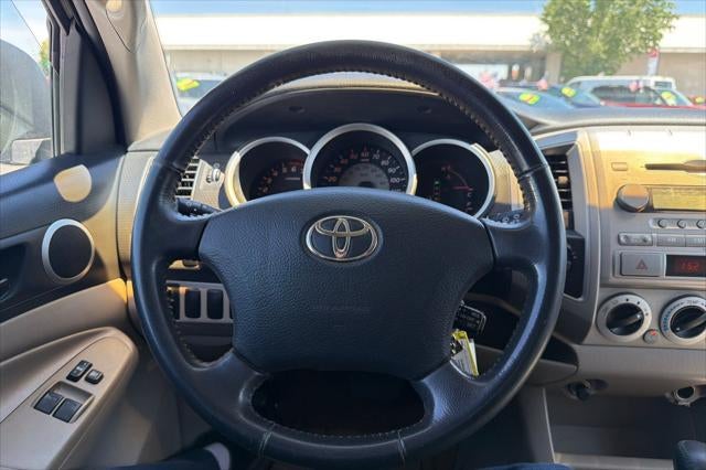 2005 Toyota Tacoma Base V6