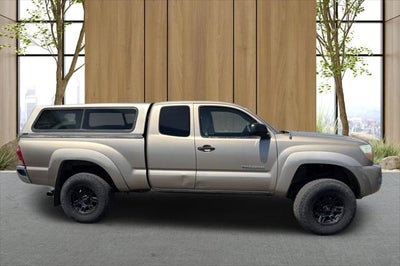 2005 Toyota Tacoma Base V6