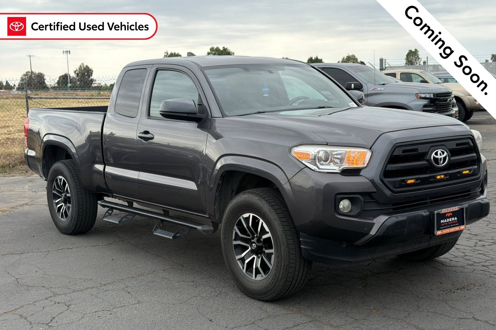 2017 Toyota Tacoma SR