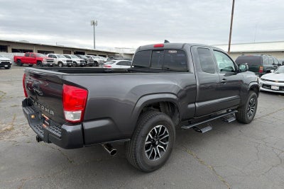 2017 Toyota Tacoma SR